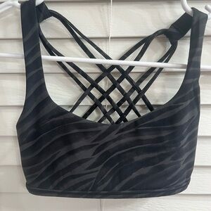 Lululemon Free to Be Bra